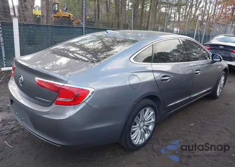 2018 Buick Lacrosse Essence из США, поврежденный, VIN 1G4ZP5SZ5JU135606